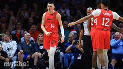 Nba Heat Defeat Cavs Embiid Returns To Action 