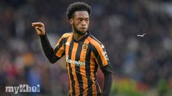 Leeds United Surrender Two Goal Lead In Championship Draw 