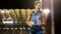Record Breaking Pole Vaulter Armand Duplantis Sets Meet Record In In Season Opener At Istaf Indoor