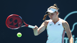 Elena Ybakina Stunned By Ashlyn Krueger In Miami Opener Jasmine Paolini And Qinwen Zheng Progress