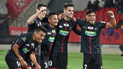 Northeast United Fc Second Half Scoring Spree Seals 4 0 Victory Over East Bengal Fc