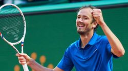 Daniil Medvedev Survives Karen Khachanov Challenge In Monte Carlo