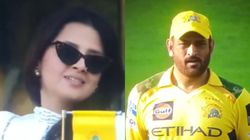Csk Vs Dc Ipl 2025 Ms Dhoni And Sakshi Reaction Go Viral As Mukesh Choudhary Drops Kl Rahul Watc