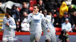 Aberdeen 2 2 Rangers Hagi Delays Celtic Title Celebrations 