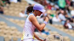 French Open Iga Swiatek Gets Title Defence Up And Running