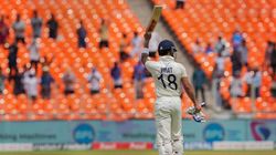 Virat Kohli Test Retirement From Vicky Kaushal To Farhan Akhtar Film Stars Hail India Star 