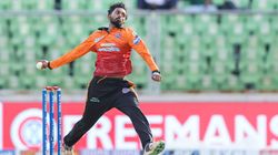 Kcl 2025 Akhil Scaria Wins Purple Cap Check Top 10 Wicket Takers Kerala Cricket League S