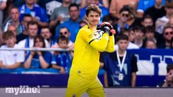 Manchester United Signs Senne Lammens Goalkeeper 