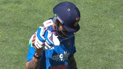 Ind Vs Aus 2nd Odi Virat Kohli Acknowledges Adelaide Crowd After Successive Ducks Is He Retiring