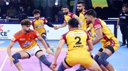 Pkl 2025 Puneri Paltan Fight Off Resilient Telugu Titans Set Up Final Clash Against Dabang Delhi