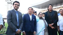 Richa Ghosh Appointed As West Bengal Dsp By Mamata Banerjee At Cab Felicitation