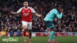 Arsenal 2 1 Wolves Own Goals Secure Victory 