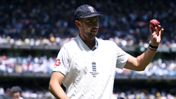 The Ashes Tongue Revels In Dream Day After England Five For At The Mcg