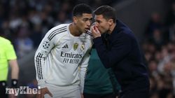 Real Madrid Dressing Room Supports Alonso Bellingham 