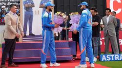 Virat Kohli Rohit Sharma Amused By Dramatic Felicitation In Vadodara