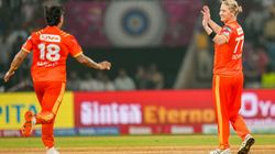 Wpl 2026 All Round Sophie Devine Holds Her Nerve As Gujarat Giants Edge Delhi Capitals By Four Runs