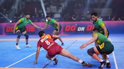 Kandola Manprit And Himanshu Headline Dominant Night In Kabaddi Champions League