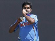 ಐಪಿಎಲ್ 8: ಮುಂಬೈ ಬುಟ್ಟಿಗೆ ವಿನಯ್ ಕುಮಾರ್