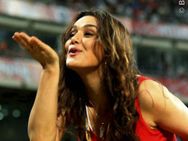 ಬ್ಯಾಟಿಂಗ್‌ ಮರೆತು ಸೋತ್ರಾ ಪ್ರೀತಿ ಹುಡುಗರು!