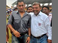 ಡ್ರೆಸಿಂಗ್ ರೂಮ್ ಕಲಹ, ಧೋನಿಗೆ ಹೆಚ್ಚಿದ ಮಾನಸಿಕ ಒತ್ತಡ