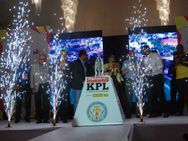 ಹುಬ್ಬಳ್ಳಿಯಲ್ಲಿ ಕೆಪಿಎಲ್-5 ಕ್ರಿಕೆಟ್ ಹಬ್ಬಕ್ಕೆ ವರ್ಣರಂಜಿತ ಚಾಲನೆ!