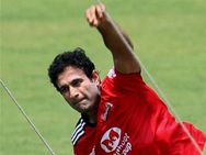 ಪಾಕ್ ಹುಡುಗಿ ಹಾಕಿದ ಬೌನ್ಸರ್ ಗೆ ಇರ್ಫಾನ್ ಪಠಾಣ್ ಸಿಕ್ಸರ್