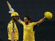 ಟಿ20 ಬ್ಲಾಸ್ಟ್ : ಬೂಮ್ ಬೂಮ್ ಅಫ್ರಿದಿ ಭರ್ಜರಿ ಶತಕ