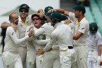 ಡಿಕಾಕ್ ಮೇಲೆ ಹಲ್ಲೆಗೆ ಮುಂದಾದ ಡೇವಿಡ್ ವಾರ್ನರ್‌