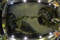 ಅರ್ಜೆಂಟೀನಾ ಫುಟ್ಬಾಲ್ ಪ್ರೇಮಕ್ಕೆ ಫೇಮಸ್ ಪೇಂಟಿಂಗೇ ಬದಲಾಯ್ತು!