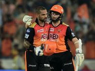 ಓವರ್‌ಗೆ 7 ಬಾಲ್!, ಮ್ಯಾಚ್‌ ಫಿಕ್ಸಿಂಗ್ ಅಂತಿದ್ದಾರೆ ಟ್ವಿಟ್ಟಿಗರು