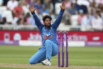 ಕುಲದೀಪ್ ಯಾದವ್ ಸ್ಪಿನ್ ಮೋಡಿಗೆ ಟ್ವಿಟ್ಟರಿಗರ ಗುಣಗಾನ