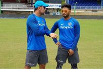 ನಾನು ಬೆಳೆಯಲು ಧೋನಿ ಕಾರಣ: ಮಾಜಿ ಕ್ಯಾಪ್ಟನ್ ಸ್ಮರಿಸಿದ ರಿಷಬ್