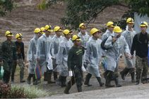 ಥಾಯ್ ಗುಹೆಯಲ್ಲಿ ಸಿಲುಕಿದ್ದ 12 ಫುಟ್ಬಾಲ್ ಹುಡುಗರ ಸಹಿತ ಕೋಚ್ ರಕ್ಷಣೆ