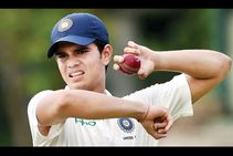 'ಲಾರ್ಡ್ಸ್' ಸ್ಟೇಡಿಯಂನಲ್ಲಿ ದುಡಿದು ಗಮನ ಸೆಳೆದ ಅರ್ಜುನ್ ತೆಂಡೂಲ್ಕರ್