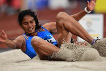 ಏಷ್ಯನ್ ಗೇಮ್ಸ್ 2018: ಬೆಳ್ಳಿಯತ್ತ ಜಿಗಿದ ಭಾರತದ ನೀನಾ ವರಾಕಿಲ್!