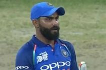 'ಟೈ' ಮಾಡಿಸುವುದರಲ್ಲಿ ದಾಖಲೆ ಮಾಡಿದ ರವೀಂದ್ರ ಜಡೇಜಾ!