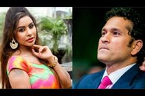 ಸಚಿನ್ ಗೆ ಕಾಮೆಂಟ್ ಮಾಡಿ ಮೈಮೇಲೆ ಇರುವೆ ಬಿಟ್ಟುಕೊಂಡ ಶ್ರೀರೆಡ್ಡಿ