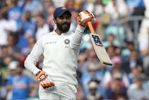 ಅಂತಾರಾಷ್ಟ್ರೀಯ ಟೆಸ್ಟ್ ನ ಚೊಚ್ಚಲ ಶತಕ ಬಾರಿಸಿದ ರವೀಂದ್ರ ಜಡೇಜಾ!