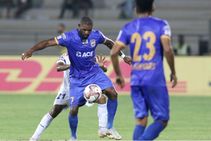 ಐಎಸ್‌ಎಲ್ 2018: ಡೆಲ್ಲಿ ವಿರುದ್ಧ ಗೆದ್ದು ಸೋಲಿನ ಕಹಿ ಮರೆತ ಮುಂಬೈ