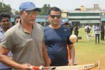 ಎಸ್‌ಜಿ ಬಾಲ್ ಟೀಕಿಸಿದ ಆಟಗಾರರ ತರಾಟೆಗೆ ತೆಗೆದುಕೊಂಡ ಅಜರುದ್ದೀನ್