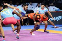 ಪ್ಯಾಂಥರ್ಸ್ ಮಣಿಸಿದಂತೆ ವಾರಿಯರ್ಸ್ ಎದುರೂ ಬೀಗುತ್ತಾ ಬೆಂಗಳೂರು?