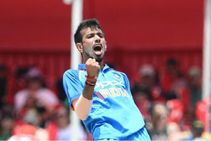 ಐಸಿಸಿ ಏಕದಿನ Ranking: ಜಿಗಿದ ಚಾಹಲ್, ಕುಸಿದ ಧವನ್, ಮಿಂಚಿದ ಕೊಹ್ಲಿ