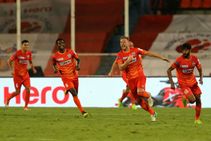 ಪುಣೆಗೆ ಮೊದಲ ಜಯದ ಸಿಹಿ, ಜೆಮ್ಷೆಡ್ಪುರಕ್ಕೆ ಮೊದಲ ಸೋಲಿನ ಕಹಿ