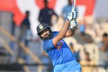 ಏಕದಿನದಲ್ಲಿ ರೋಹಿತ್ 200+ ಸಿಕ್ಸ್: ಹಿಟ್‌ಮ್ಯಾನ್ ಆಡಿದ್ರೆ ಗೆಲುವು ಫಿಕ್ಸ್?!