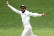 ದಾಖಲೆಯಲ್ಲಿ ತೆಂಡೂಲ್ಕರ್, ದ್ರಾವಿಡ್ ಸಾಲಿಗೆ ಸೇರಿಕೊಂಡ ವಿರಾಟ್ ಕೊಹ್ಲಿ!