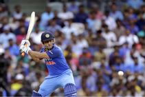 'ಧೋನಿ ರಣಜಿ ಆಡಿದರೆ ಯುವ ಪ್ರತಿಭಾವಂತ ಅವಕಾಶ ವಂಚಿತನಾಗುತ್ತಾನೆ!'