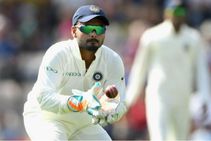 ಭಾರತ vs ಆಸ್ಟ್ರೇಲಿಯಾ ಟೆಸ್ಟ್: ಧೋನಿ ದಾಖಲೆ ಸರಿದೂಗಿಸಿದ ರಿಷಬ್ ಪಂತ್!