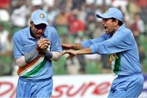 ಆಸೀಸ್ ಟೆಸ್ಟ್: ಕೊಹ್ಲಿ ಬಳಗಕ್ಕೆ 'ಚೆಂಡಿನ ಒರಟುತನದ ಗುಟ್ಟು' ಬಿಚ್ಚಿಟ್ಟ ಸಚಿನ್!