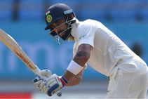 ಕುಲದೀಪ್ ಎಸೆತಕ್ಕೆ ಬ್ಯಾಟ್ ಬೀಸಿದ ಕೊಹ್ಲಿ ಆಸೀಸ್‌ಗೆ ಸಂದೇಶ ರವಾನಿಸಿದರೆ?!