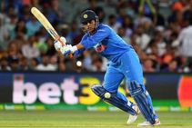 ಸಂದರ್ಭಕ್ಕೆ ತಕ್ಕಂಗೆ ಹೇಗೆ ಆಡ್ಬೇಕು ಅನ್ನೋದು ಧೋನಿಗೆ ಗೊತ್ತಿದೆ: ಗಿಲೆಸ್ಪಿ